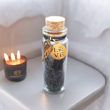 memorial flesje voor kat of hond, gedenkflacon, herinnering aan kat of hond, bewaren plukjes vacht van kat of hond