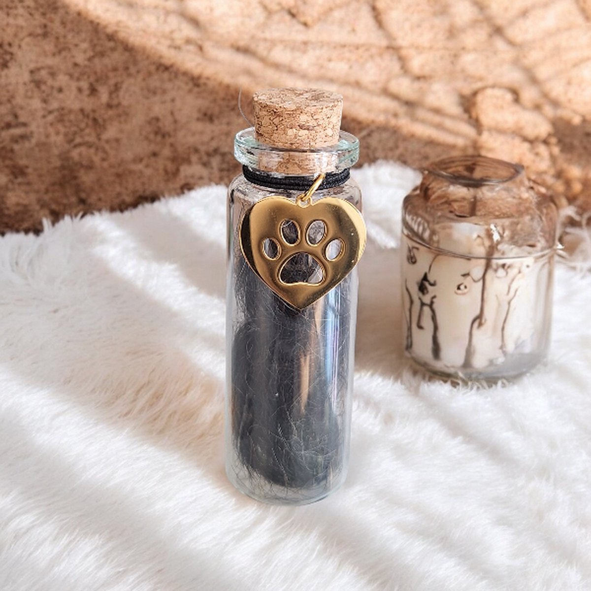 memorial flesje voor kat of hond, gedenkflacon, herinnering aan kat of hond, bewaren plukjes vacht van kat of hond