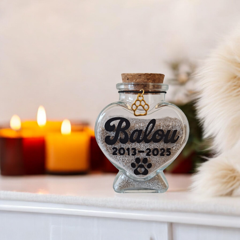 Memorial Flesje Met Naam Huisdier - Persoonlijk en Uniek - Voor het bewaren van wat as of plukjes vacht