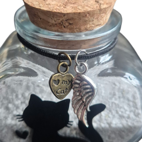 Gedenkflasche mit Namen