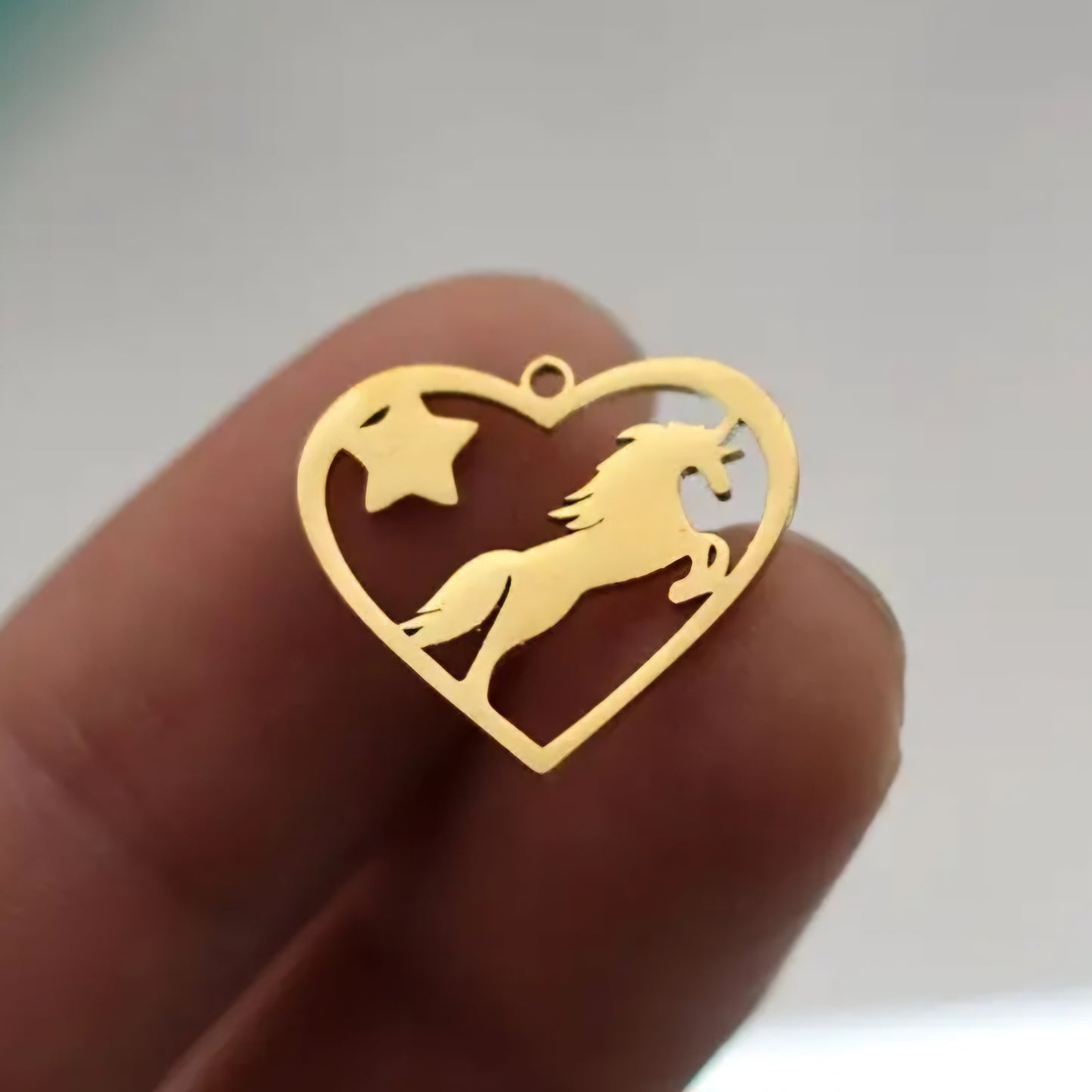 Memorial flesje voor as van overleden paard of pony
