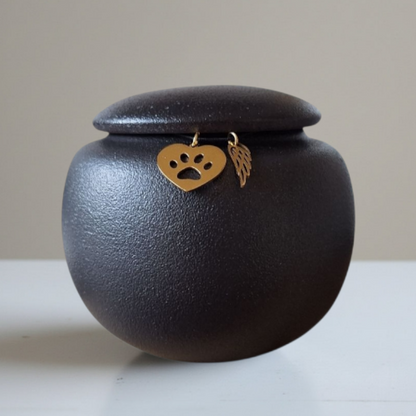 Schwarze Urne - 350 ml - mit Erinnerungsanhängern