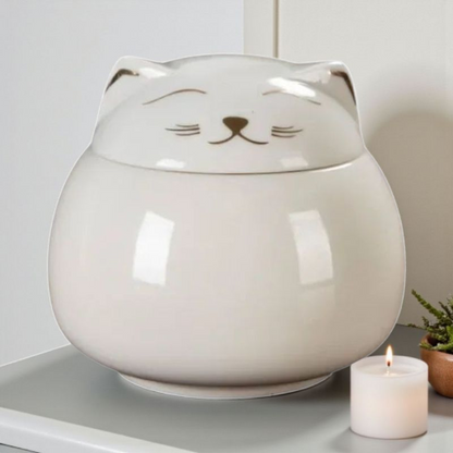 Witte mini urn in de vorm van een poesje